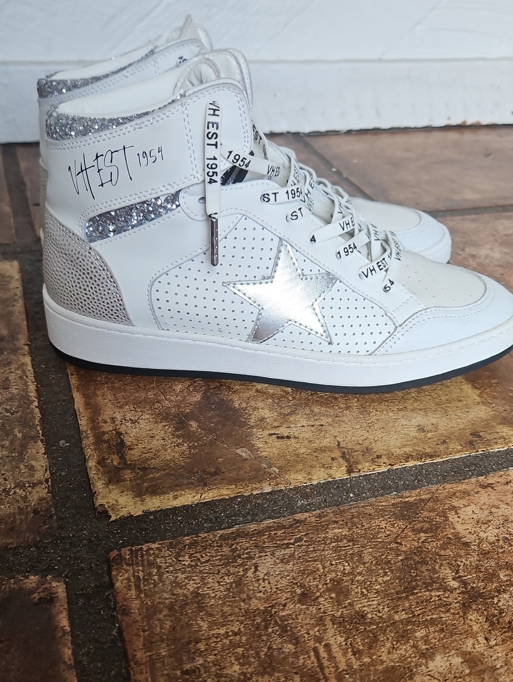 Vintage Havana White High-Top Sneakers with Silver Star